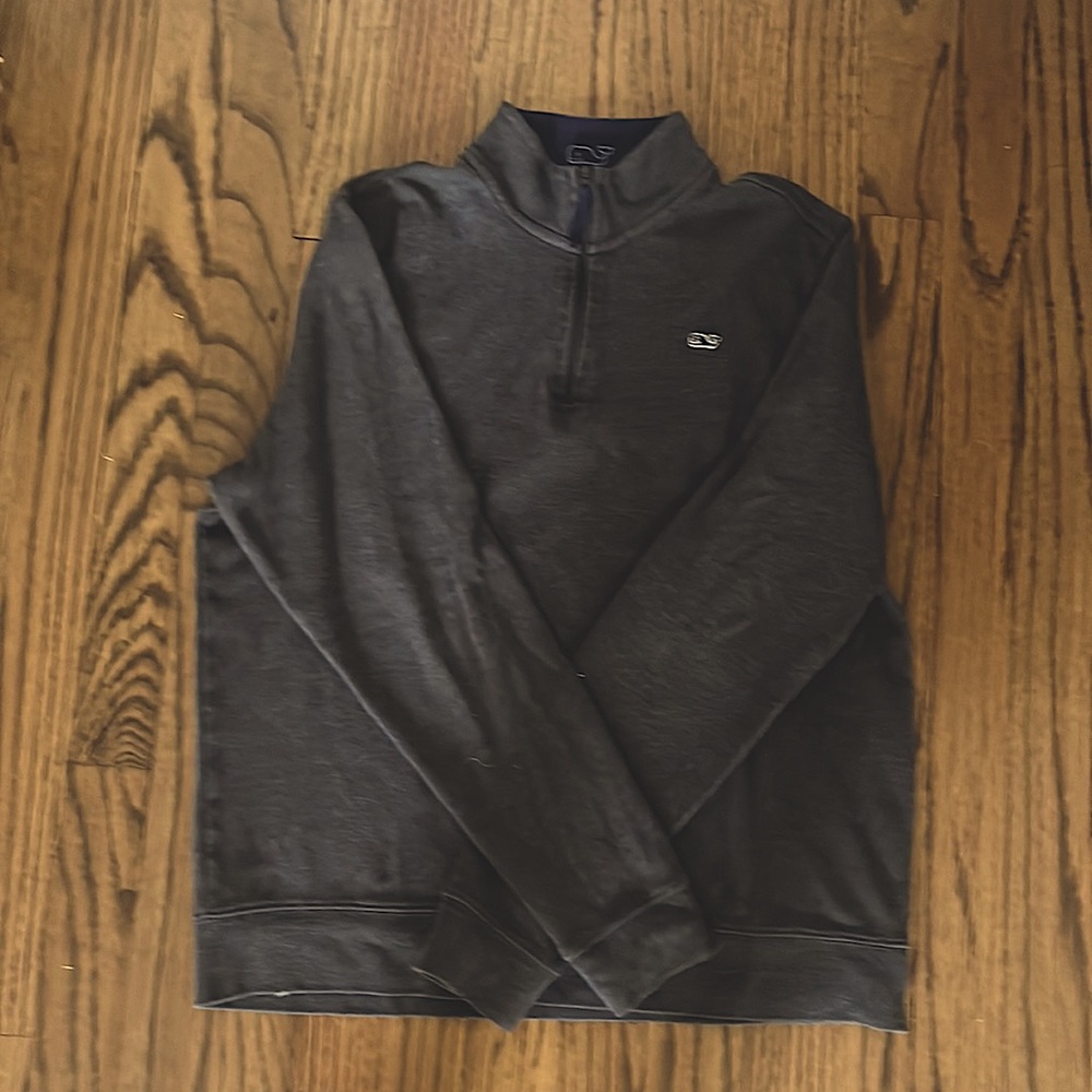 Vineyard Vines 1/4 zip size 18